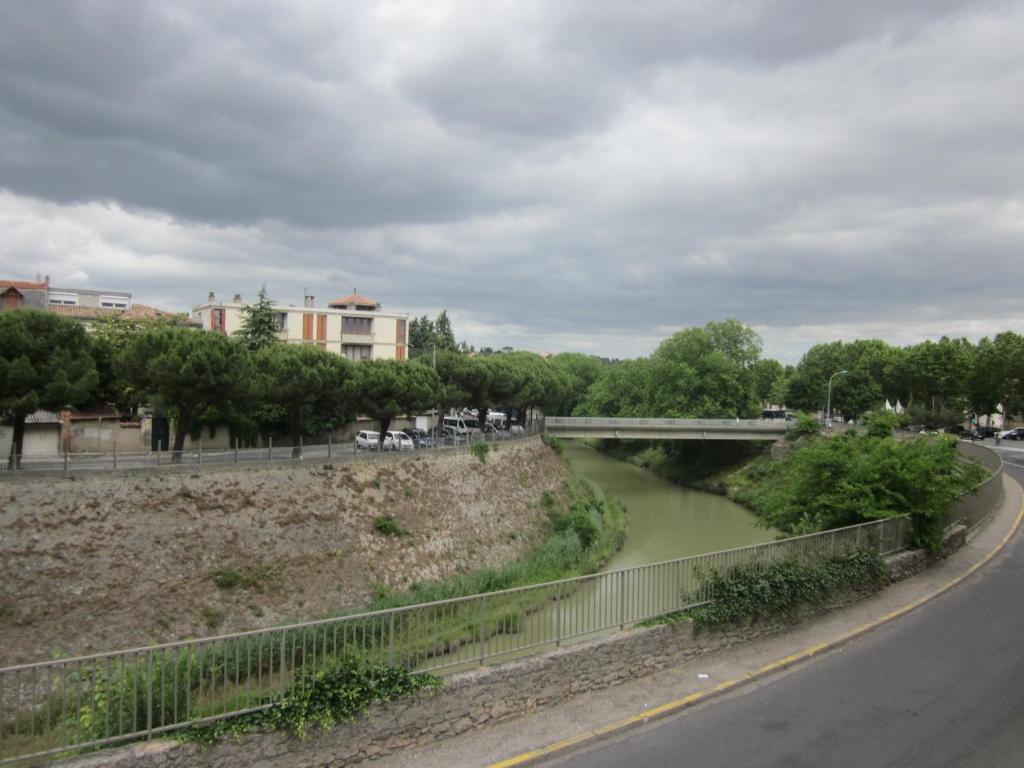 Appartement Chez Martine Cote Canal การ์กาซอน ภายนอก รูปภาพ
