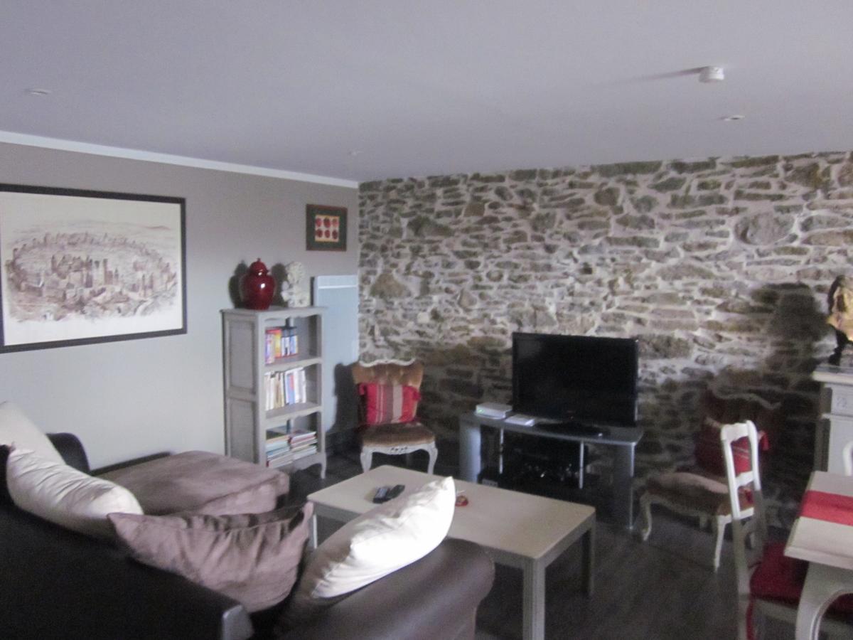 Appartement Chez Martine Cote Canal การ์กาซอน ภายนอก รูปภาพ